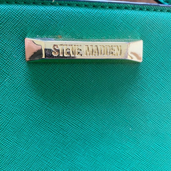 Green Crossbody Bag - Picture 5 of 10